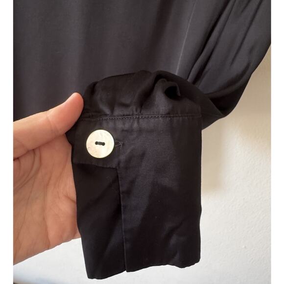 & Other Stories Black Satin Blouse Women’s Size 2 Button Front Long Sleeve Work - Picture 4 of 9
